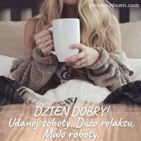 Miłej soboty kawa kartka młoda kobieta za darmo